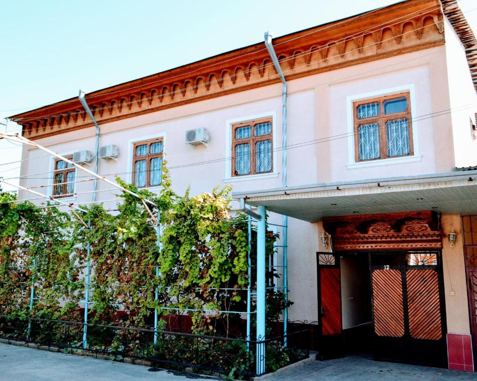 Hotel 2